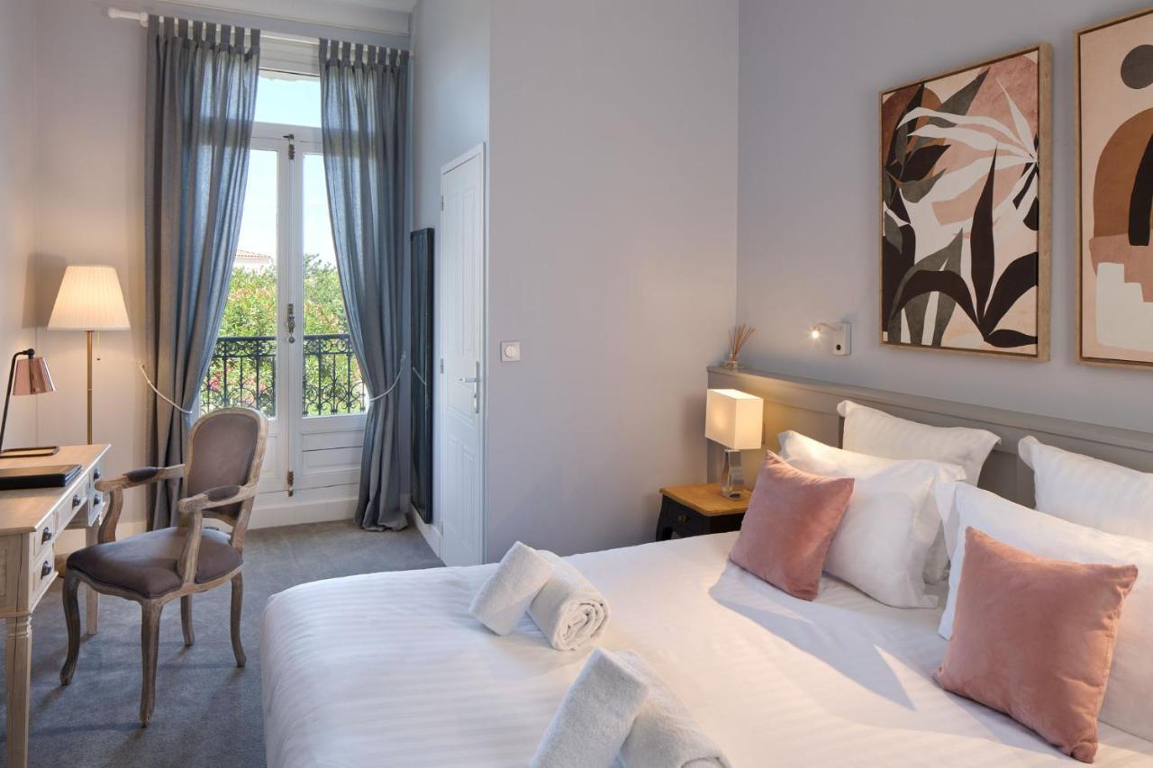 Hotel Saint-Alban Nezignan-l'Eveque Bagian luar foto