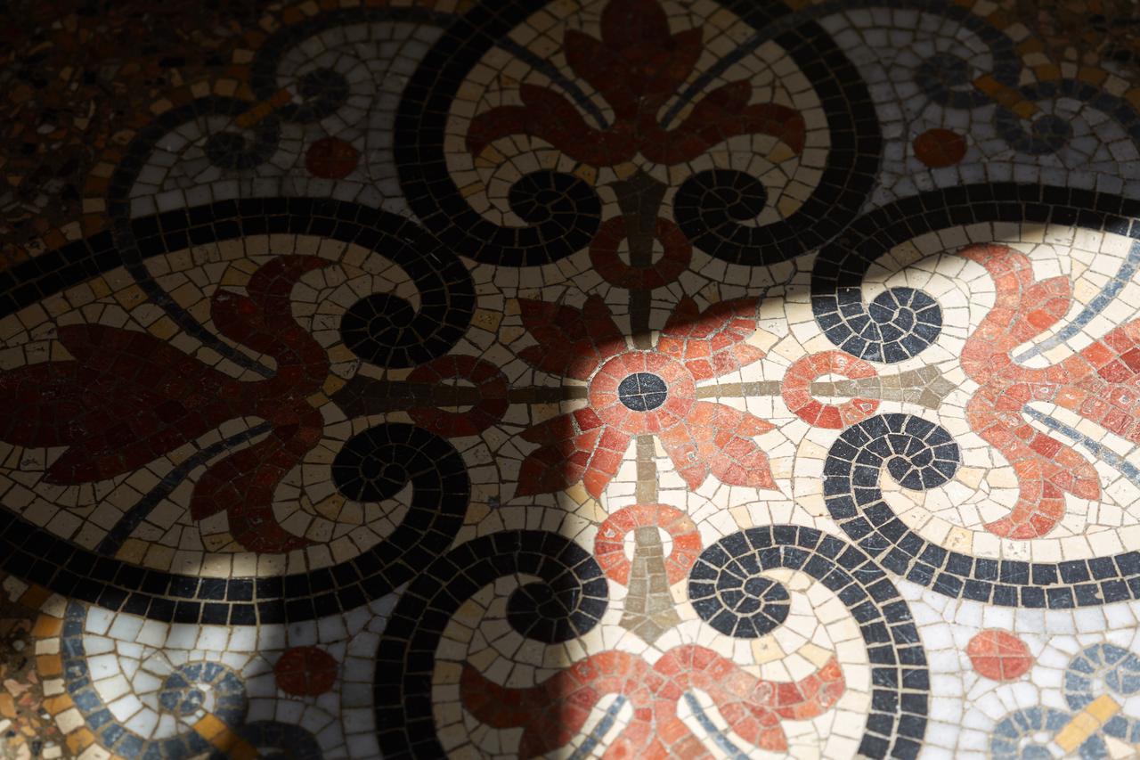 Hotel Saint-Alban Nezignan-l'Eveque Bagian luar foto