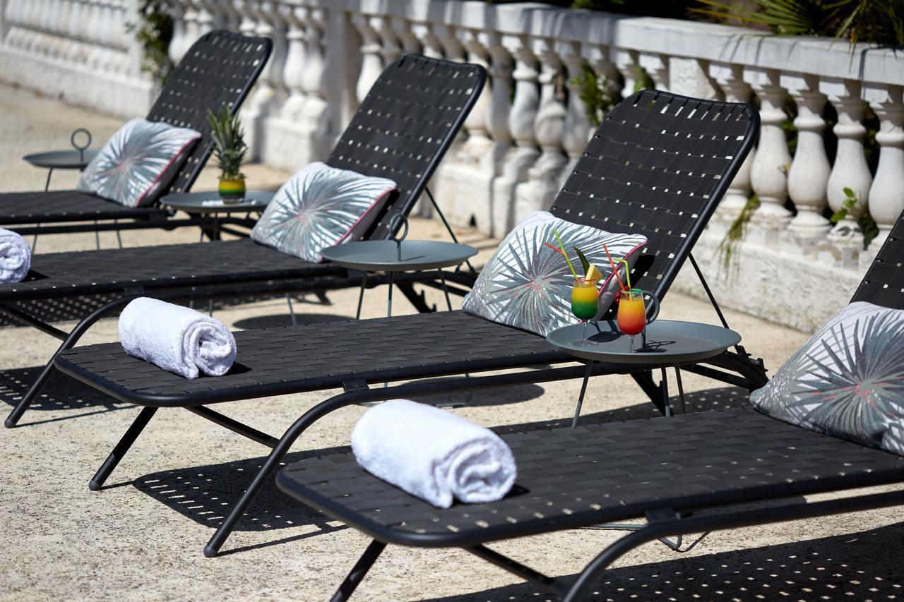 Hotel Saint-Alban Nezignan-l'Eveque Bagian luar foto